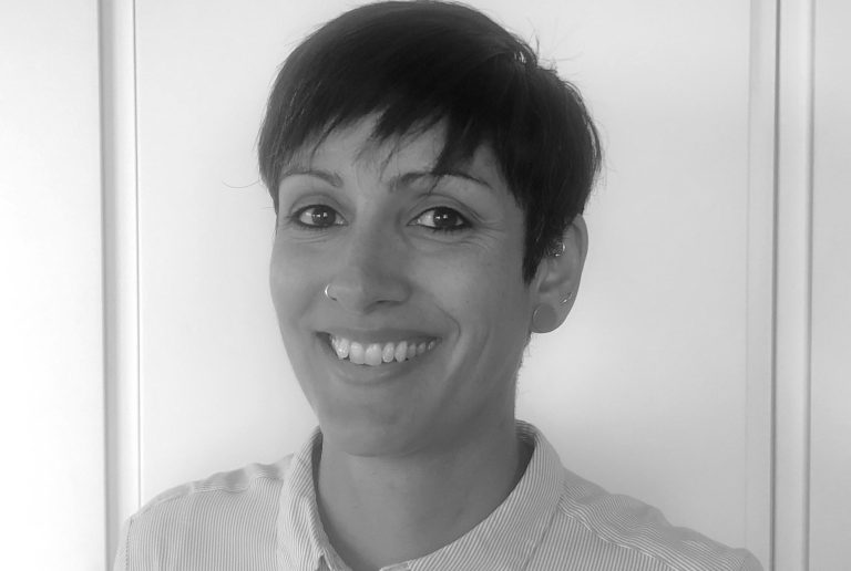 Blogger-MarieTrier_sorthvidfoto-scaled-aspect-ratio-348-234