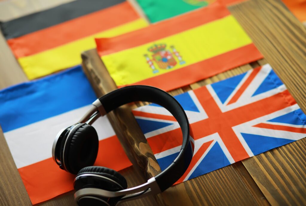tysk-fransk-spansk-engelsk-flag-scaled-aspect-ratio-348-234
